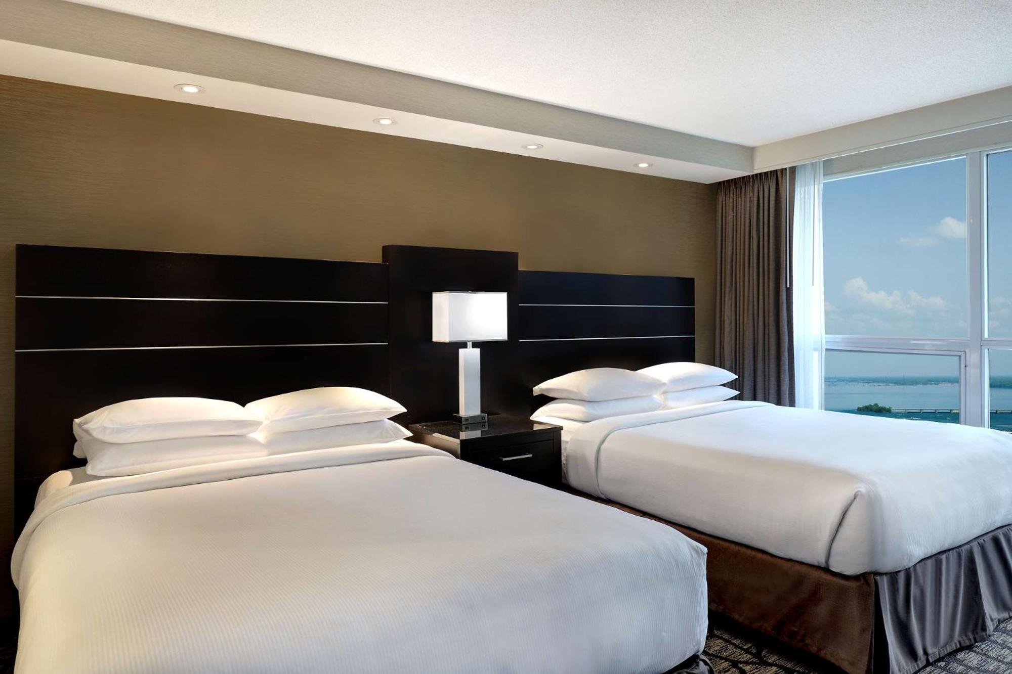 Embassy By Hilton Falls/ Fallsview Hotel