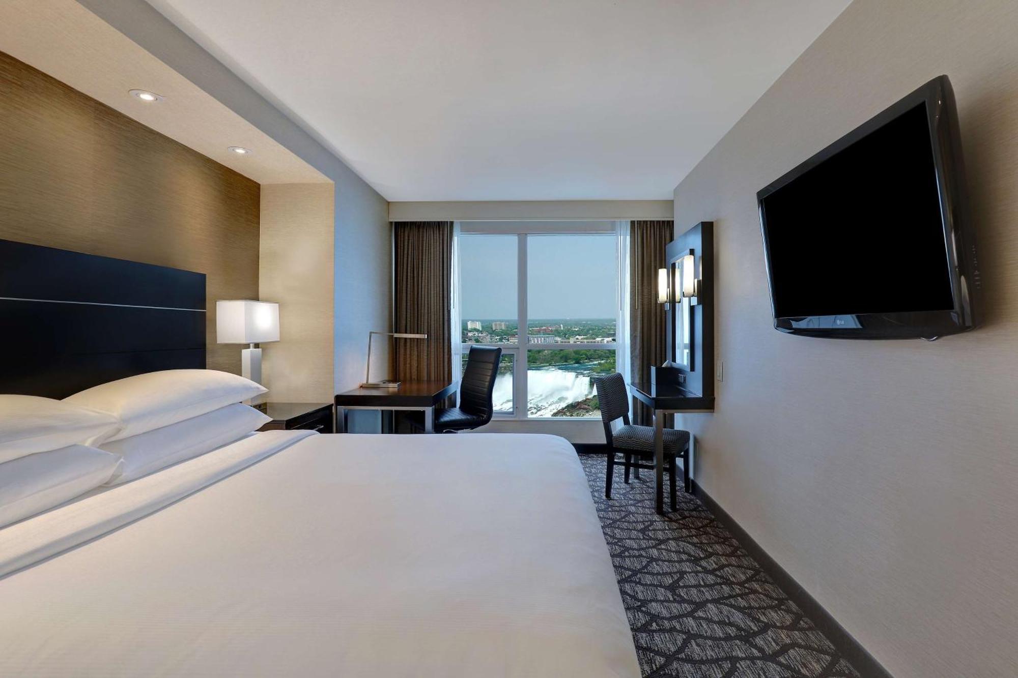 Embassy By Hilton Falls/ Fallsview Hotel Niagara Falls