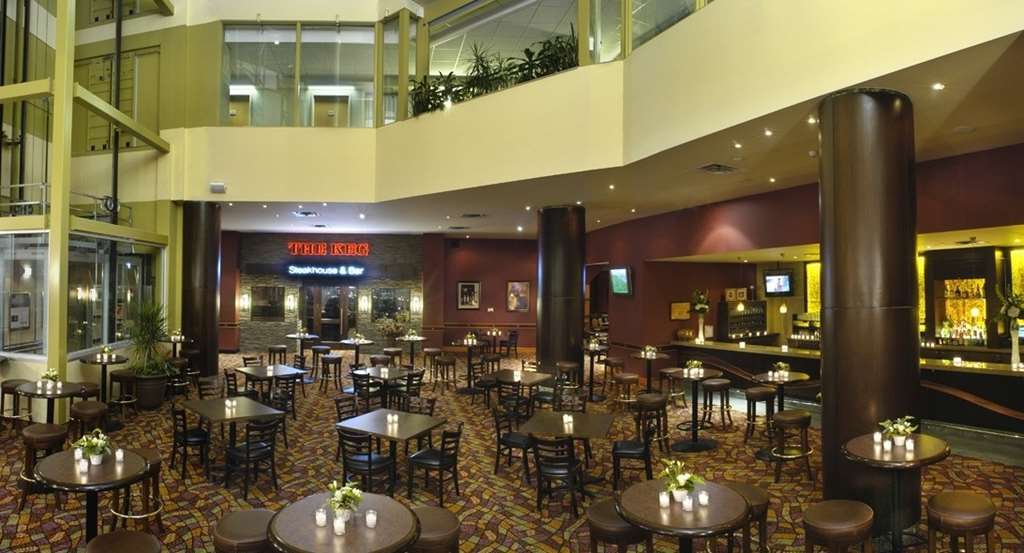 Hotel Embassy By Hilton Falls/ Fallsview Niagara Falls