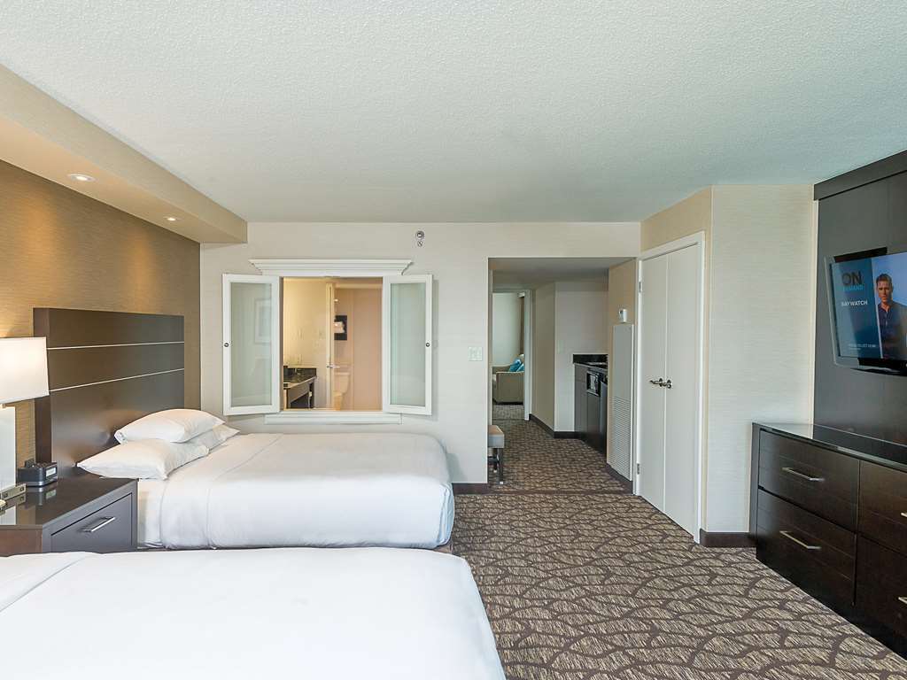 Embassy By Hilton Falls/ Fallsview 4*