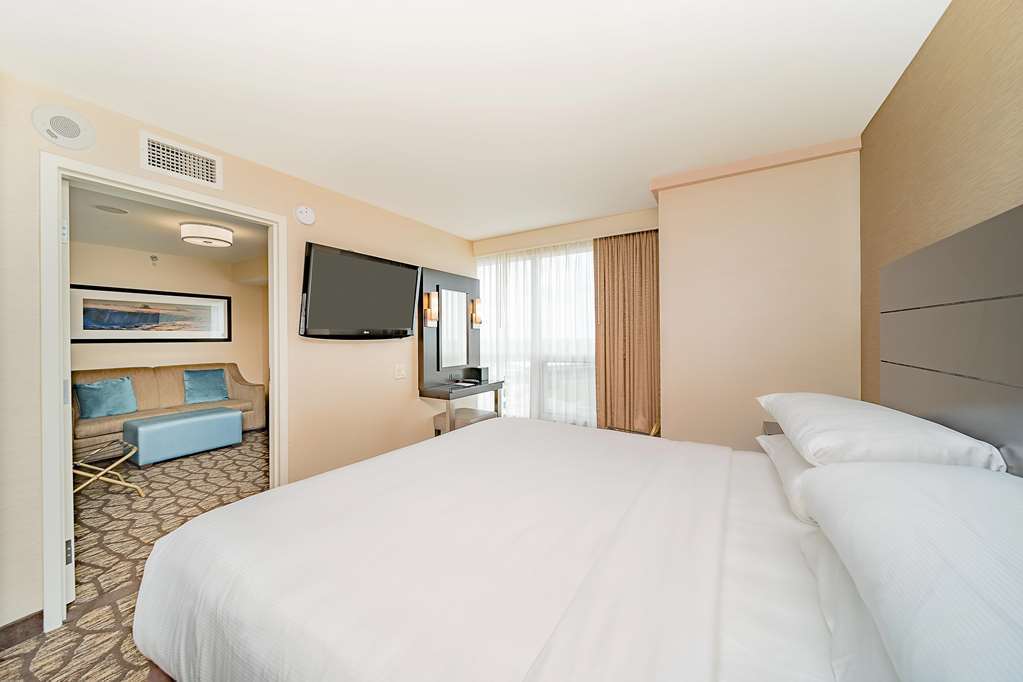 Embassy By Hilton Falls/ Fallsview 4*